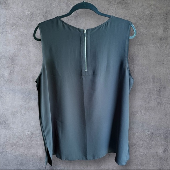 Chico's Charcoal Sleeveless Tank Top - NWOT - Picture 2 of 4